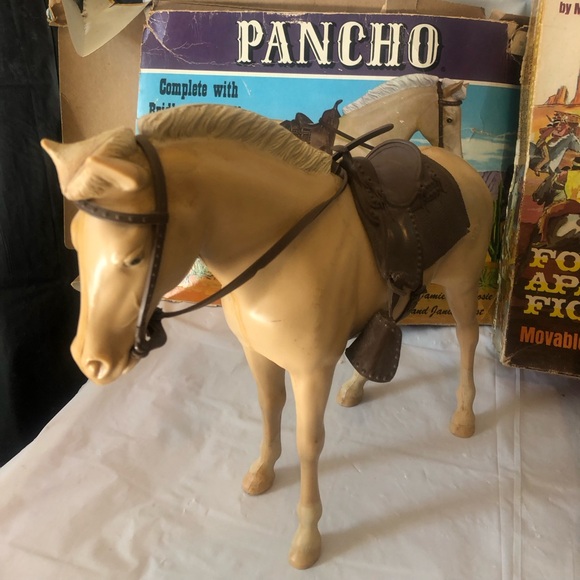 Fort Apache Fighters Geronimo Custer Capt Maddox 2 horse Pancho & Comanche - Picture 5 of 11